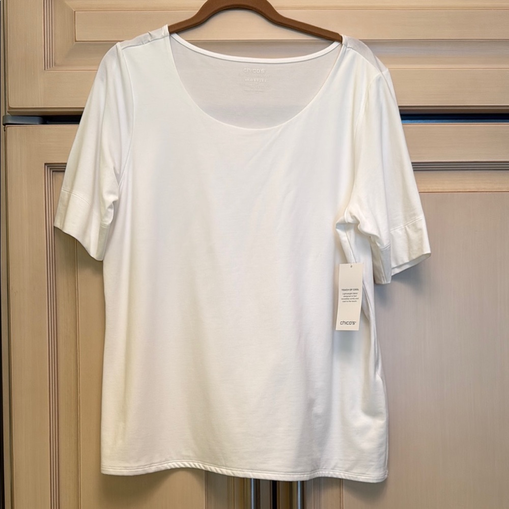 NEW❗️Chico's Touch of Cool Elbow Tee